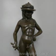 Dawid Donatella - DAWID Z MIECZEM figura z brązu
