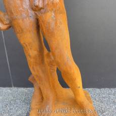 WYKOPEK - zardzewiała FIGURA Mężczyzna