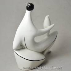 Rzeźba kobieta z wazonem porcelana Zsolnay projekt Török János 1960r biało czarna kolorystyka