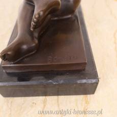 Leżąca NAGA kobieta - figura z brązu AKT
