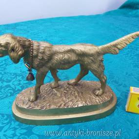 "Pies" - braz zlocony na postumencie - poz. 3641