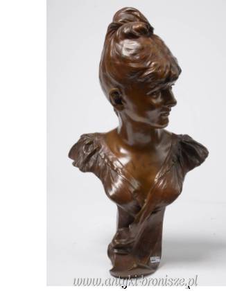 6828 - Figura z brazu z brazowa patyna...