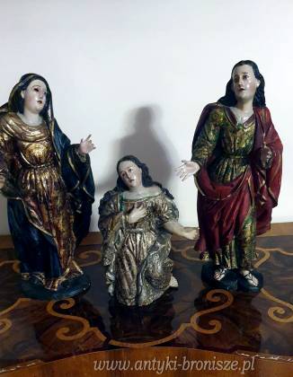 Zespół trzech rzeźb przedstawiające...