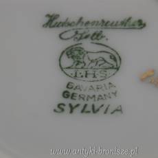 Bulionówka porcelanowa Niemcy Hutschenreuther wzór Sylvia z motywem magnolii  1939-1964r.