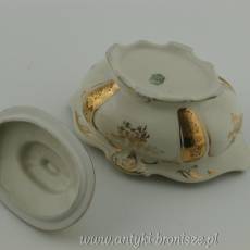 Bombonierka porcelanowa Niemcy Neue Porzellanfabrik Tettau Gerold & Co. 1937-1949r.