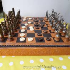 OKAZJA-WYPRZEDAZ !! - Szachy-warcaby ( 2 w 1 ), z piekna szachownica, piony i figury z lakierowanego metalu na drewnianych cokolach - poz.6591