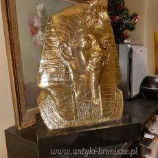 Figura (popiersie) Faraona Tutenchamona - gips na drewnianym postumencie - H:37cm - poz. 6656