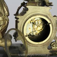 Zegar kominkowy figuralny