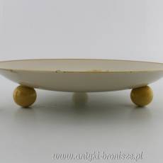 Patera porcelanowa na trzech kulach Krister Porzellanmanufaktur AG. Waldenburg (Wałbrzych) chryzantemy złociste 1930-1945