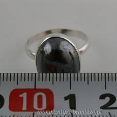 Pierścionek z hematytem srebro nie puncowane