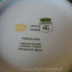 Bomboniera z cienkiej porcelany Limoges, recznie malowana - sygn. Limoges France - poz. 5880