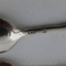 Dwie łyżeczki ze zwierzętami do mokki lub przypraw srebro 900 długość 8,5 cm