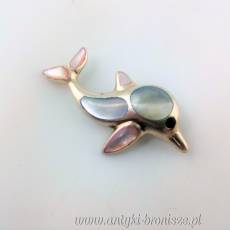 Wisiorek delfin z masą perłową srebro 925