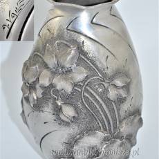 Trzy wazony Art Deco podpisane przez artystów cynołów( pewter) Francja 1918/39