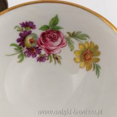 Filiżanka porcelanowa (trio) Niemcy Bawaria Kaiser-Porzellanmanufaktur Staffelstein K.G. ręcznie malowana