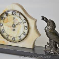 zegar art deco  marmurowa obudowa dwie figurki ptaków z brązu artystycznego Francja ok.1930r