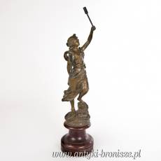 Kobieta z pochodniami 1900r - figura. brąz artystyczny (zamak ) cokół drewniany w.44cm