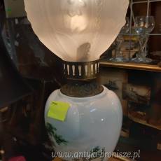 Lampa w stylu lampy naftowej, porcelana z widoczkiem na konstrukcji z brazu - poz. 223