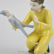 Dziewczynka z pajacem art deco  Miklós Veress Drasche węgierskie figurki lata 60te