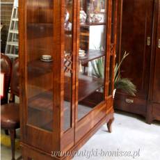 Serwantka w stylu art. deco