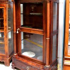 Serwantka z stylu Biedermeier