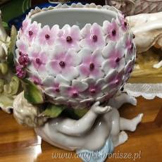 Donica / Bomboniera z porcelany z wewnetrznymi malowidlami, z dwoma amorkami - (Saksonia) - poz.3405