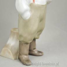 Chłopiec z dzbanem art deco Andreas Sinko Zsolnay lata30te wys.19cm
