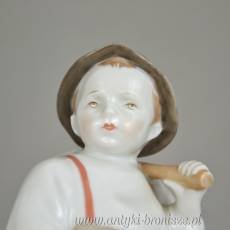 Chłopiec z dzbanem art deco Andreas Sinko Zsolnay lata30te wys.19cm
