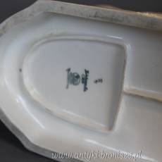 Duży koń porcelanowy