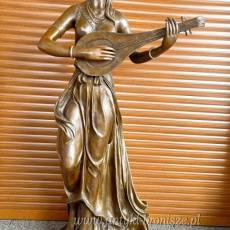 KOBIETA GRAJĄCA MANDOLINIE - BRĄZ 128 CM