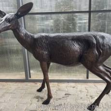 łania , SARNA duża figura z brazu