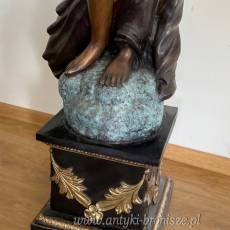 Kobieta z brązu POSTUMENT H = 150 cm FIGURA