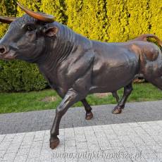 DUŻY BYK - figura z brązy naturalna wiel. TAURUS