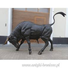 BYK Z GŁOWĄ DO DOŁU duża figura z brązu