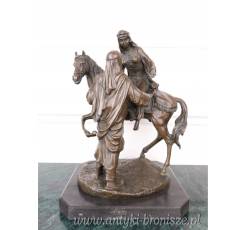 ARABSKA PARA ZAKOCHANYCH na koniu FIGURA Z BRĄZU