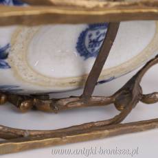 RYDWAN NA KOŁACH porcelana z brązem niebieska PATERA