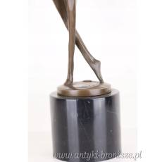 KOBIETA TANCERKA -NOWOCZESNA FIGURA Z BRĄZU