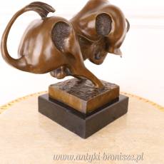 FIGURA Z BRĄZU -BYK WALL STREET