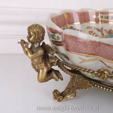 KRÓLEWSKA PATERA - Porcelanowa z brązem AMORKI