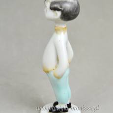 Chłopiec art deco  Projekt Aurél Káldor Hollohaza lata 60te wys.12,5cm
