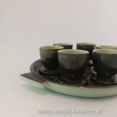 Ceramiczny zestaw do jajek na miękko dla 6 osób na tacce