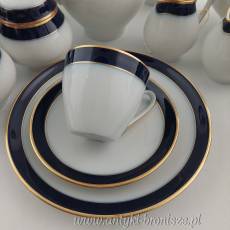 Zestaw porcelanowy kawowy dla 12 osób Hutschenreuther lata 60-70. XXw biel kobalt złoto