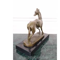 Pies myśliwski / chart z brązu