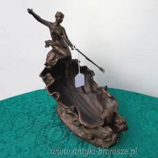 Puchar dekoracyjny z brazu artystycznego "bogini z trojzebem" - poz. 6790