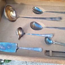 Sztućce platerowe "Art Déco", sygnowane, w debowym kuferku - poz. 6989