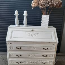 Sekretarzyk w stylu Shabby Chic