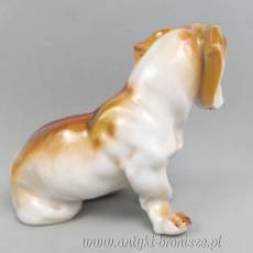 Jamnik siedzący duża figurka 20/15.5cm Steatyt Katowice lata 50te