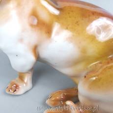 Jamnik siedzący duża figurka 20/15.5cm Steatyt Katowice lata 50te
