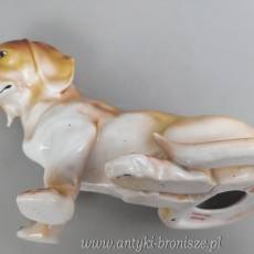 Jamnik siedzący duża figurka 20/15.5cm Steatyt Katowice lata 50te