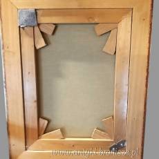 Obraz w złotej ramie “Mały sekret” kopia na płótnie 38/48cm .